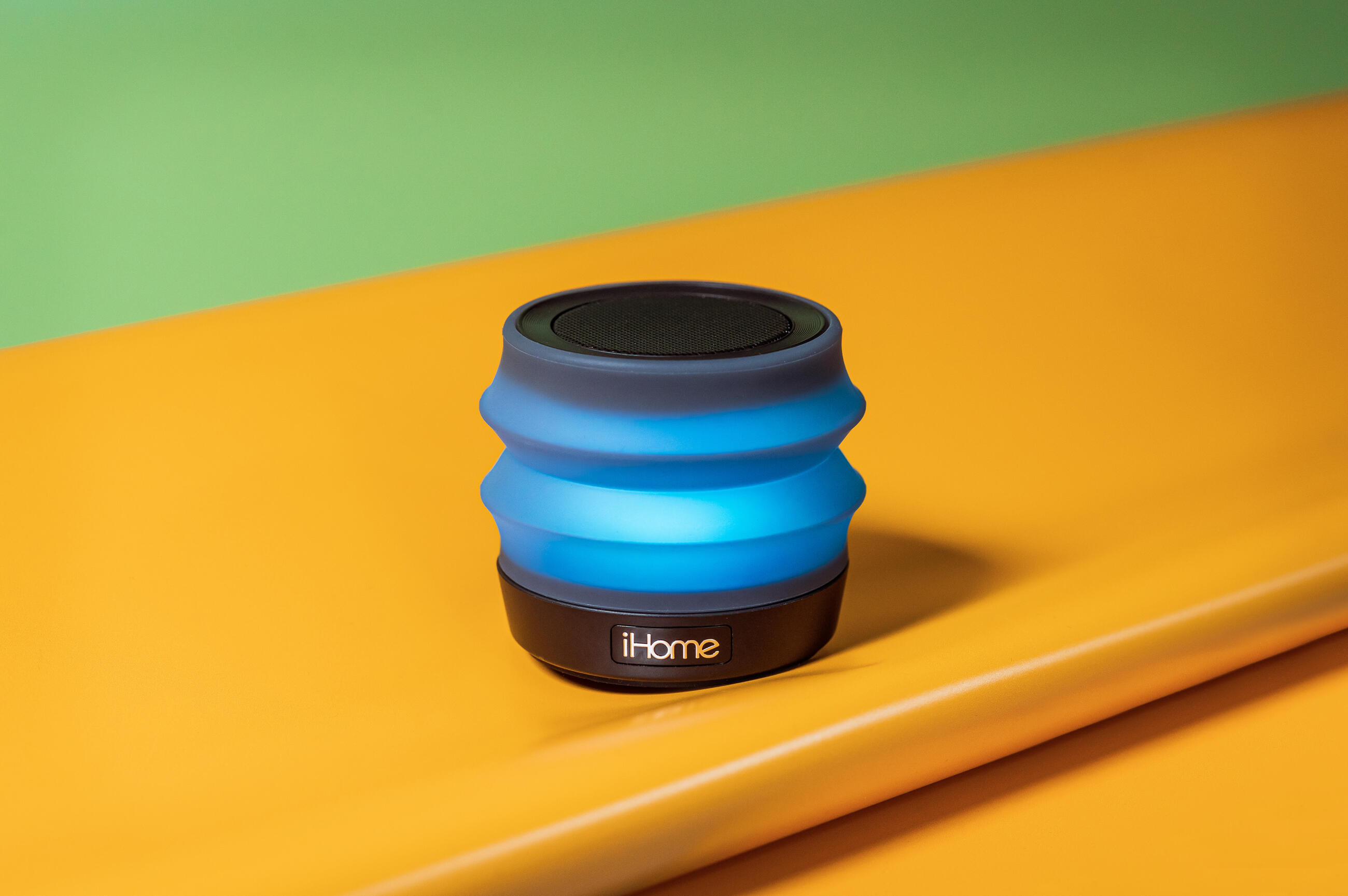 iHome IBT62 Bluetooth Mini Speaker