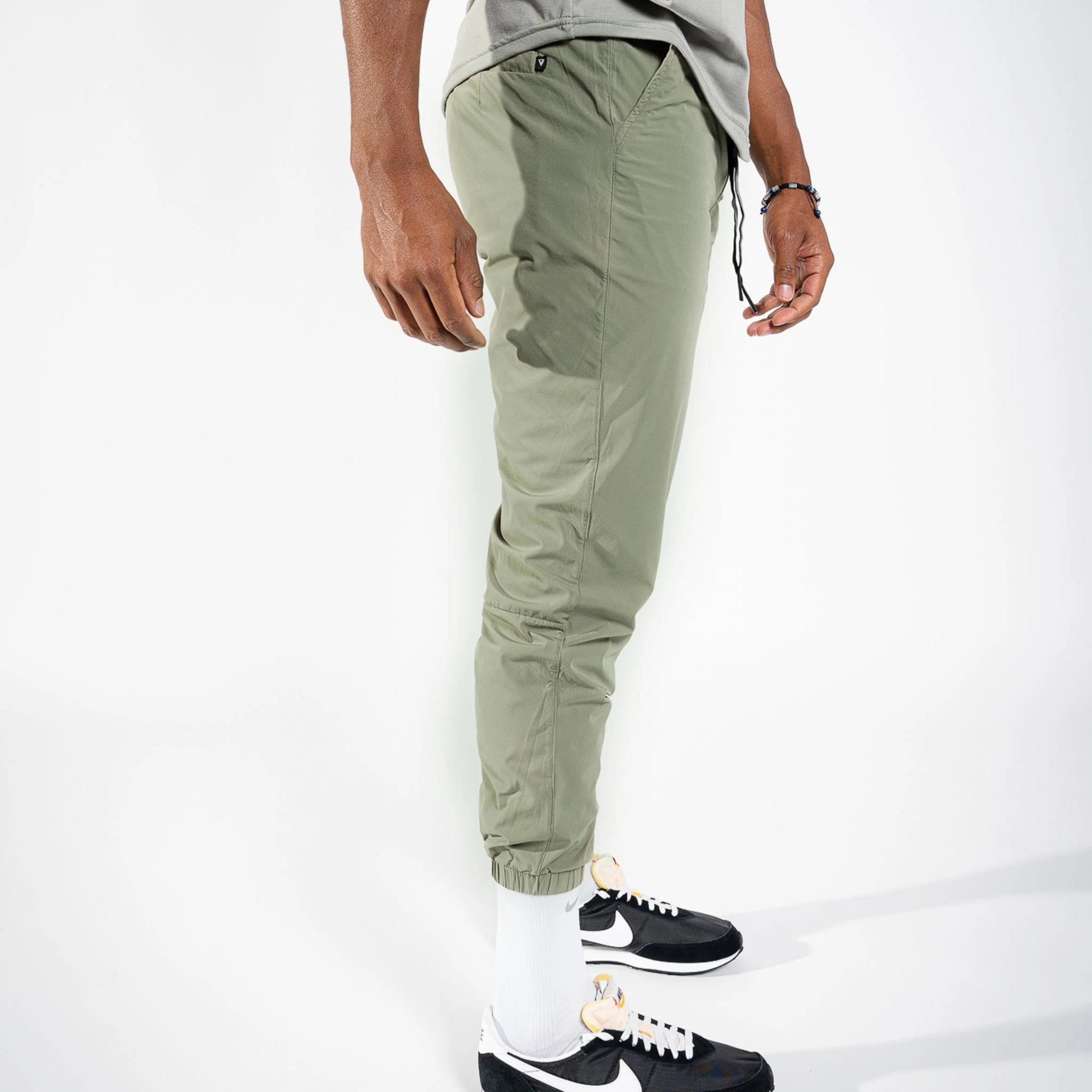 VASSA Tapered joggers