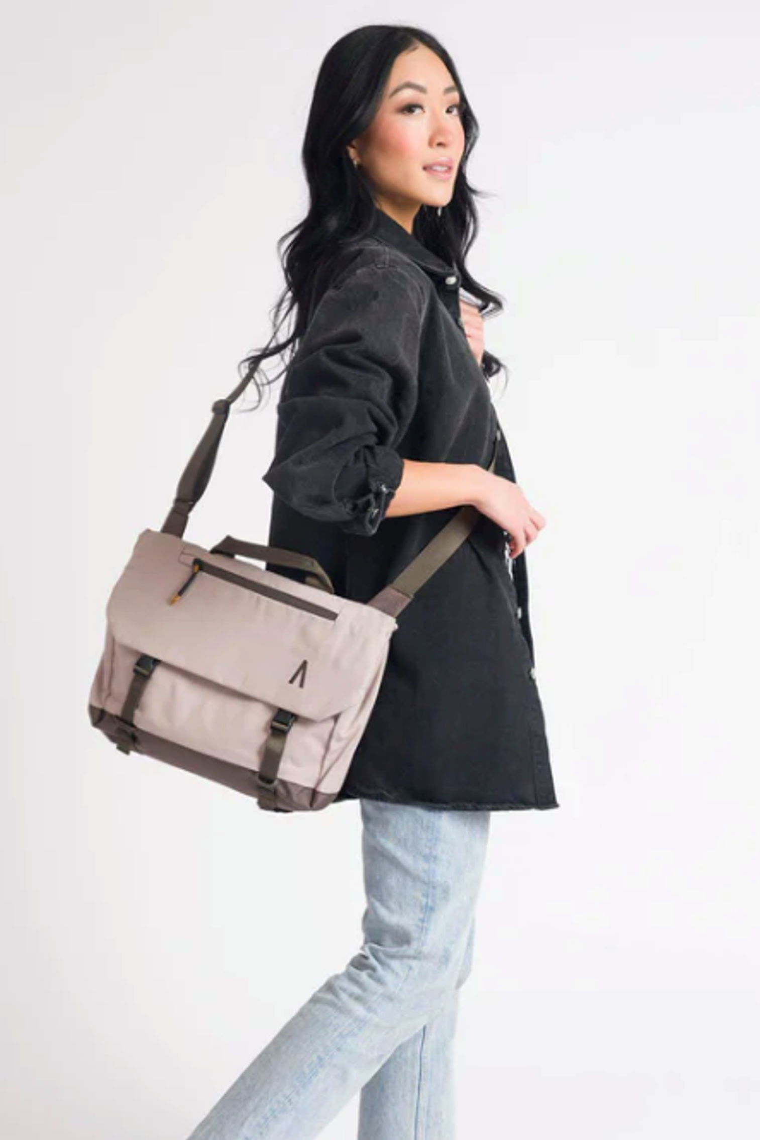 Boundary Shoulder Bag