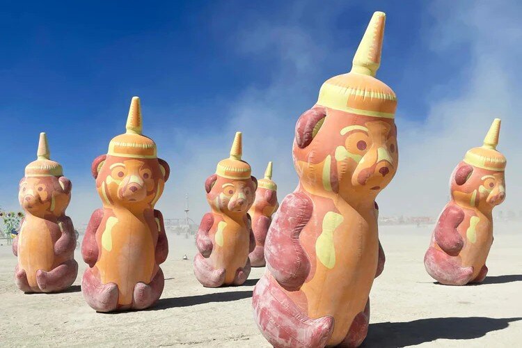 Floatie Kings Custom Inflatables