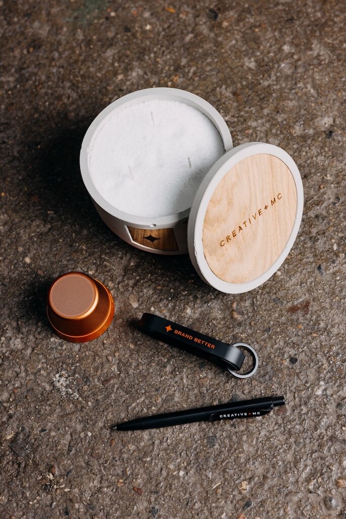 Recycled Pen & Sustainable Connector & Concrete Candle